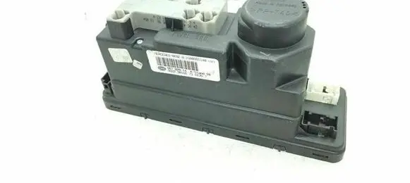 Mercedes-Benz C W202 Central locking vacuum pump 2088001148