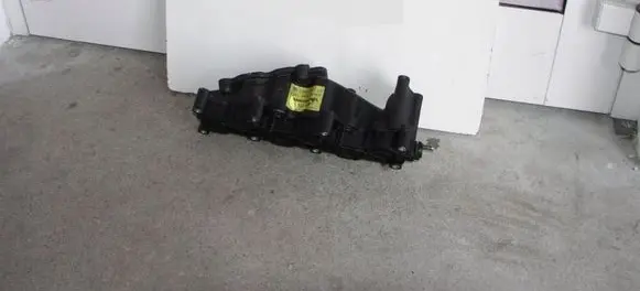 Audi Q7 4L Intake manifold 059129711CA