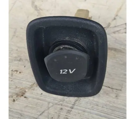 Renault Espace IV 12 V Socket (rear) 