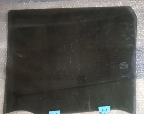 Nissan Juke I F15 Rear door window glass 43R006723