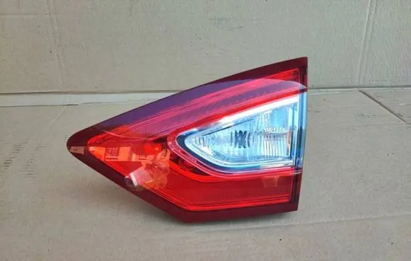 Ford Mondeo MK V Rear/tail lights DS7313A602KD
