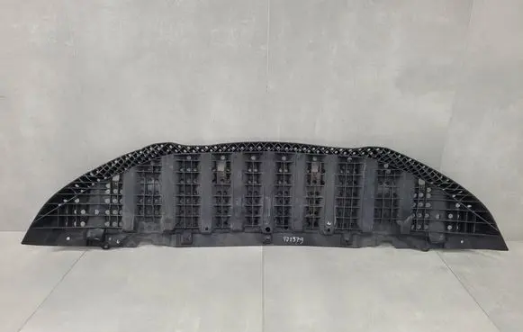 Suzuki Kizashi Front bumper skid plate/under tray 7239157L0