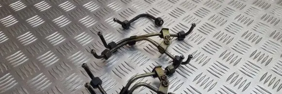 Opel Astra H Fuel injector supply line/pipe 