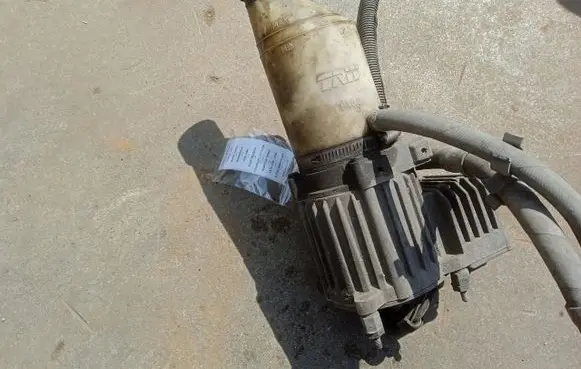 Opel Astra G Power steering pump