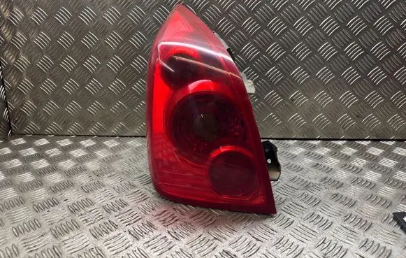 Nissan Primera Rear/tail lights