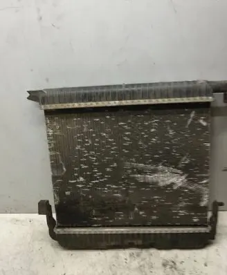 Opel Omega B1 Coolant radiator