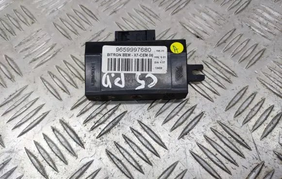 Citroen C5 Door control unit/module 9659997680