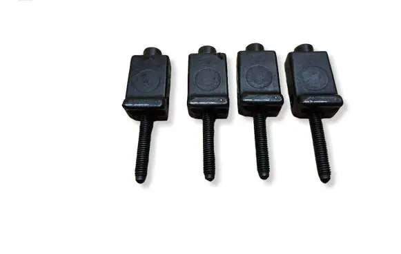Volkswagen PASSAT B6 Fuel Injector clamp holder 