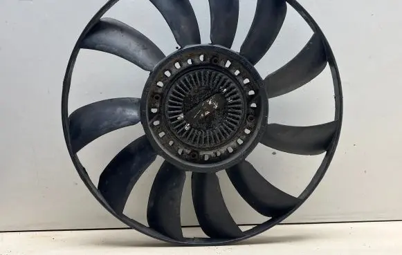 Skoda Superb B5 (3U) Viscous fan clutch 06B119145