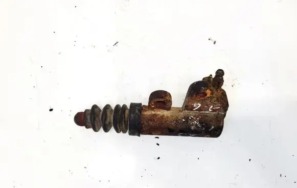 Clutch master cylinder