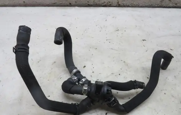BMW i3 Engine coolant pipe/hose 8385235