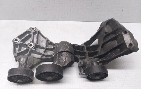 Mercedes-Benz A W168 Generator/alternator bracket A2020240