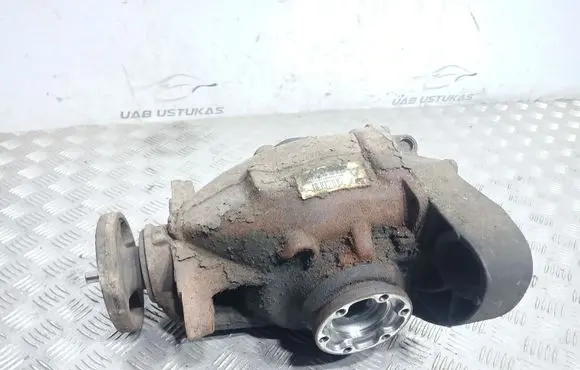 BMW 1 E81 E87 Rear differential 7572804 315