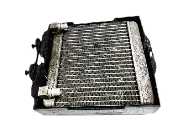 Engine oil radiator