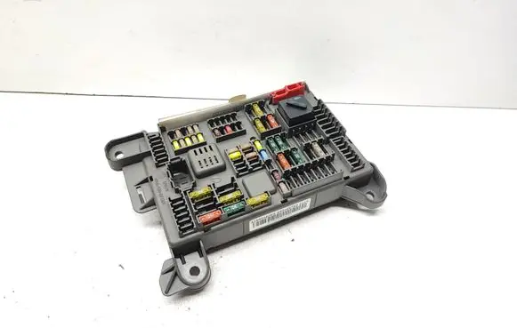 BMW X5 E70 Fuse module 6931687