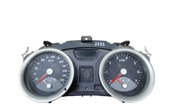 Renault Megane II Speedometer (instrument cluster) 8200306538