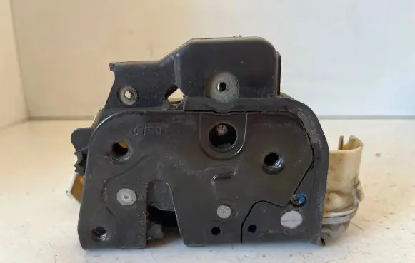 Front door lock