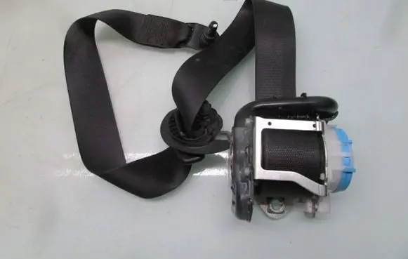 Infiniti Q30 Front seatbelt Q2QB37430F