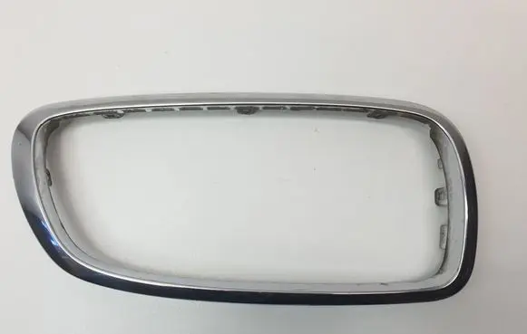 BMW 7 E65 E66 Front grill 51137145740