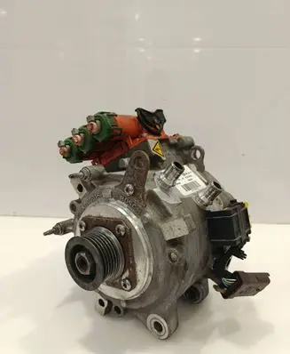 Peugeot 508 RXH Generator/alternator 9676536980 20120425 0437507003
