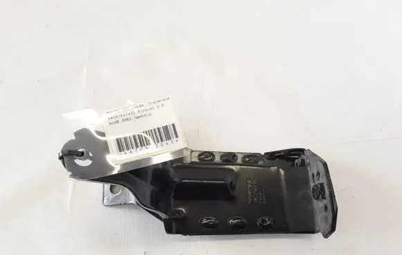 Radiator mount bracket