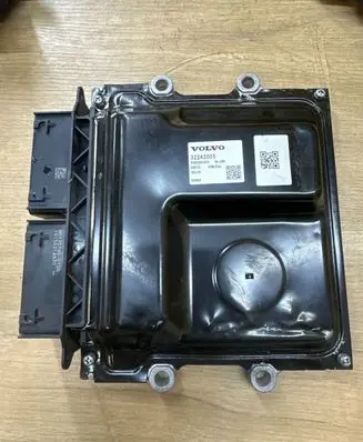 Volvo V60 Engine control unit/module 32242005 0000241353