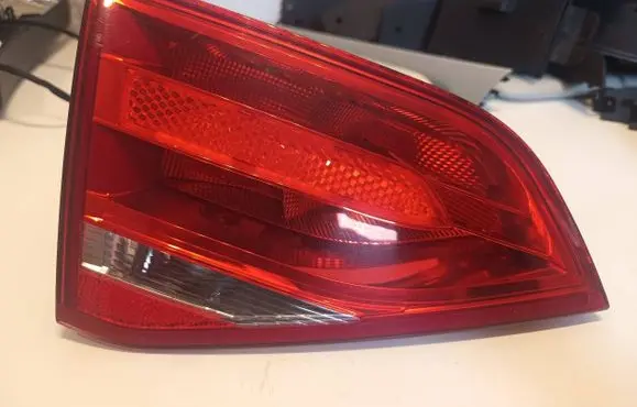 Audi A4 S4 B8 8K Tailgate rear/tail lights 166973 167011