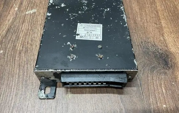 Mercedes-Benz SL R129 Sound amplifier 1298200089