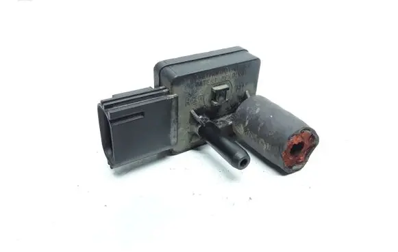 Volvo XC70 Exhaust gas pressure sensor 30785486AA 6G9N5L200AB