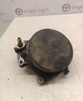 Opel Insignia A Vacuum pump