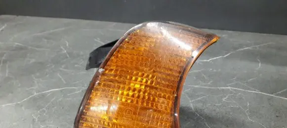 BMW 5 E34 Front indicator light 1384034