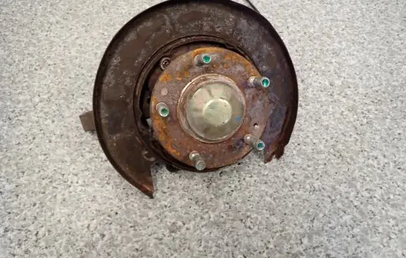 KIA Sportage Rear wheel hub