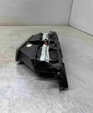 BMW 5 F10 F11 Dash center air vent grill 16828110