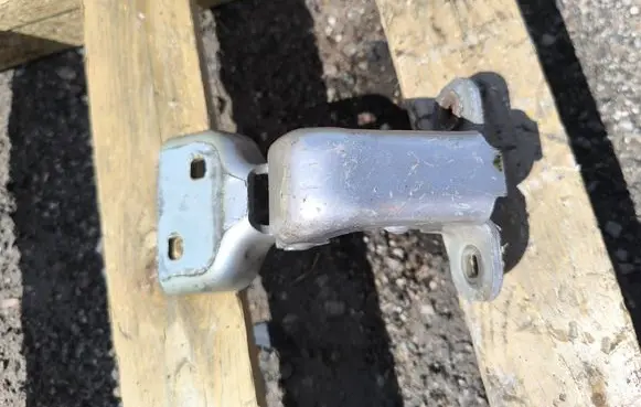 Renault Trafic II (X83) Front door upper hinge 311772G GM66380