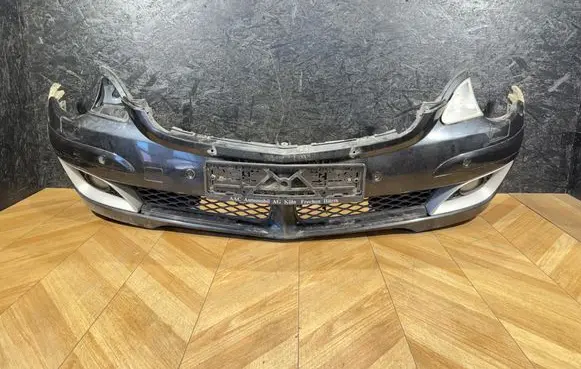 Mercedes-Benz R W251 Front bumper 