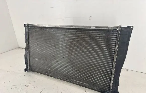 BMW X1 E84 Coolant radiator 7547059 17117547059 70824283NA
