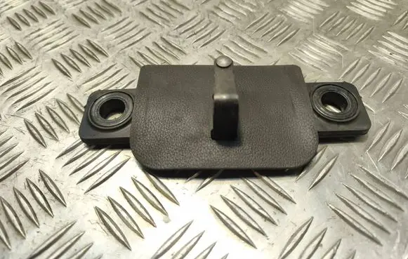 Skoda Fabia Mk3 (NJ) Trunk lock loop 8V0827507E