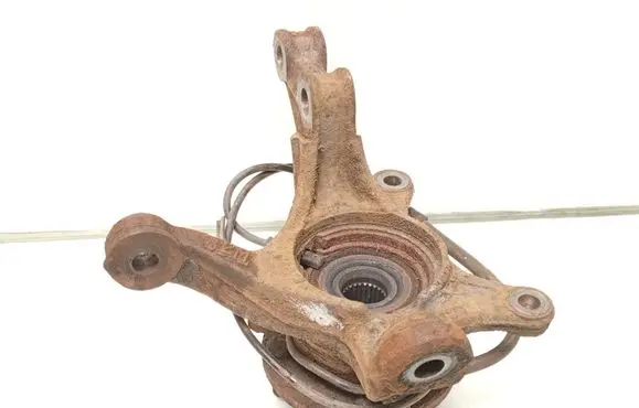 Front wheel hub spindle knuckle