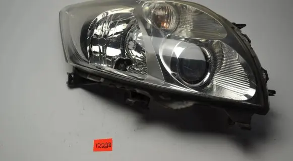 Toyota Auris 150 Headlight/headlamp 8111002480 89901359 89901945