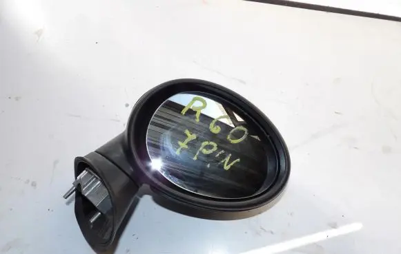 Mini Cooper Countryman R60 Front door electric wing mirror