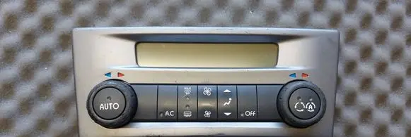 Renault Laguna II Climate control unit 8200264424 52485201