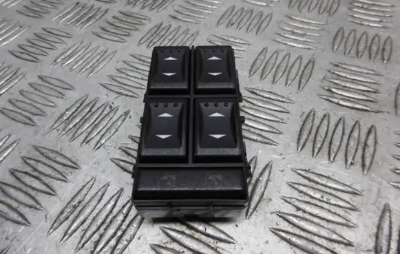 Ford Mondeo Mk III Front door window switch trim 3S7T14A132BA