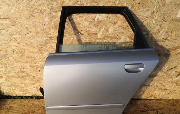 Audi A4 S4 B6 8E 8H Rear door