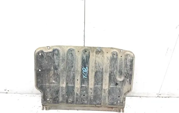 Mitsubishi Pajero Engine splash shield/under tray MR437668