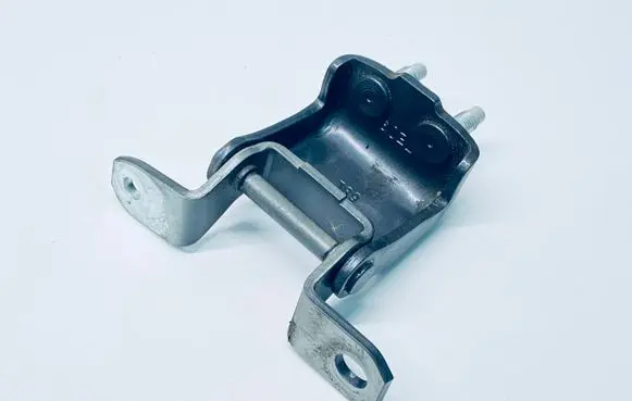 Suzuki SX4 S-Cross Rear door upper hinge 6941068LA0
