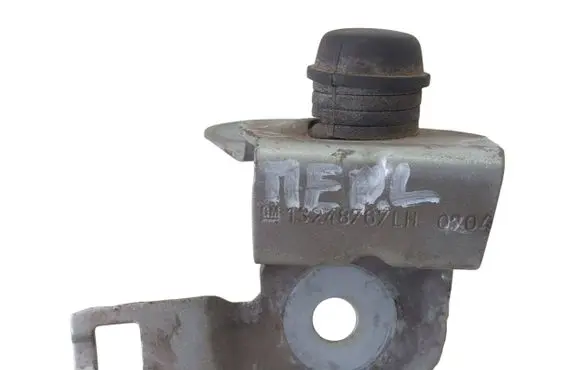 Radiator support slam panel bracket