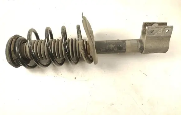 Peugeot 308 Front shock absorber/damper 6128520R