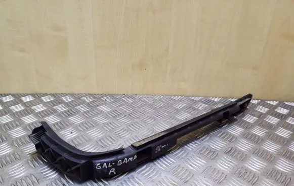Volkswagen Transporter - Caravelle T4 Rear bumper mounting bracket 7D0807394