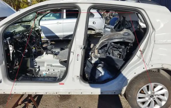 Volkswagen T-Cross Pillar (middle) 