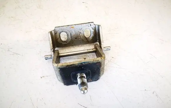 Ford Fiesta Tailgate/trunk/boot hinge